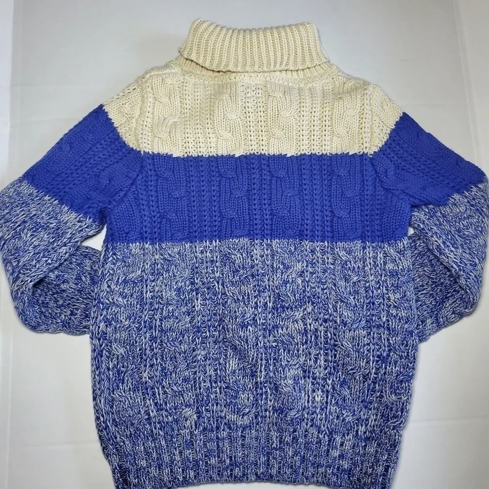Baby gap blue and cream mock neck toggle cable knit sweater Sz 3T